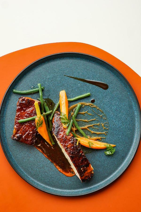 & Restaurant Sodade